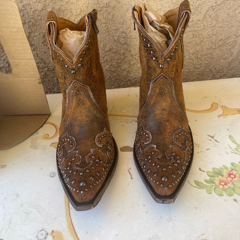 Old Gringo Brown Ankle Boots with Studded Design